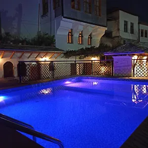 hotel-praga.albaniahotels.org/