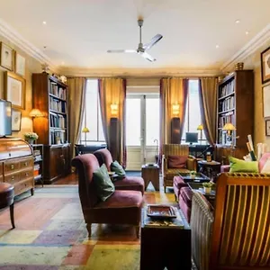 Appartement Guestready - Classic Parisian In Marais, Paris