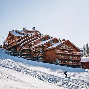 https://hotel-le-coucou.hotels-rhonealpes.com