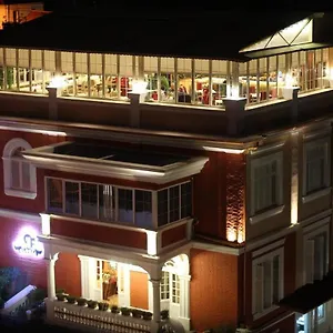 https://hotel-boutique-restaurant-gloria.albaniahotels.org