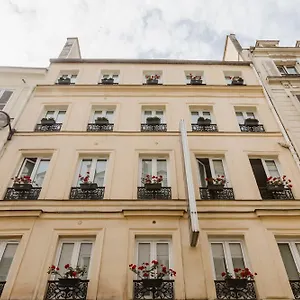 3* Hotel Opera