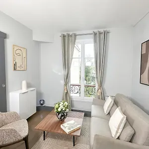Appartement Stunning Near Eiffel Tower, Paris