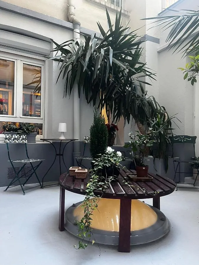 Hôtel Alison Paris France